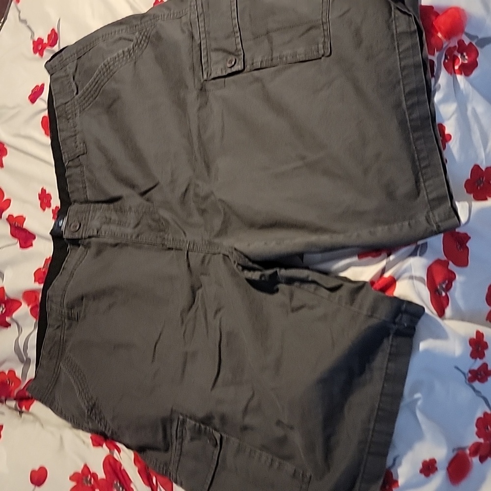 Cargo shorts size 46 waist